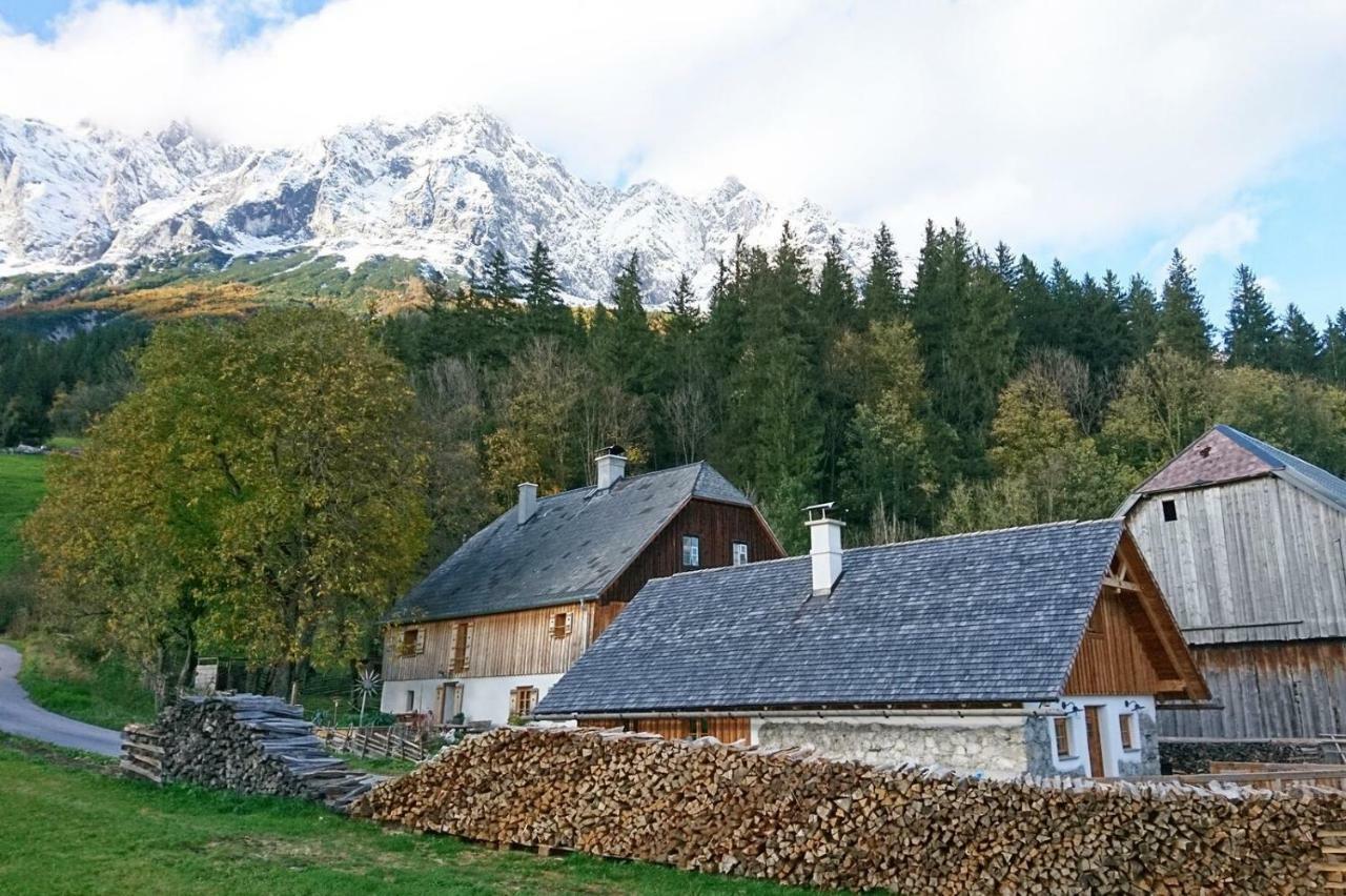 Gesindehaus Villa Diemlern Exterior photo
